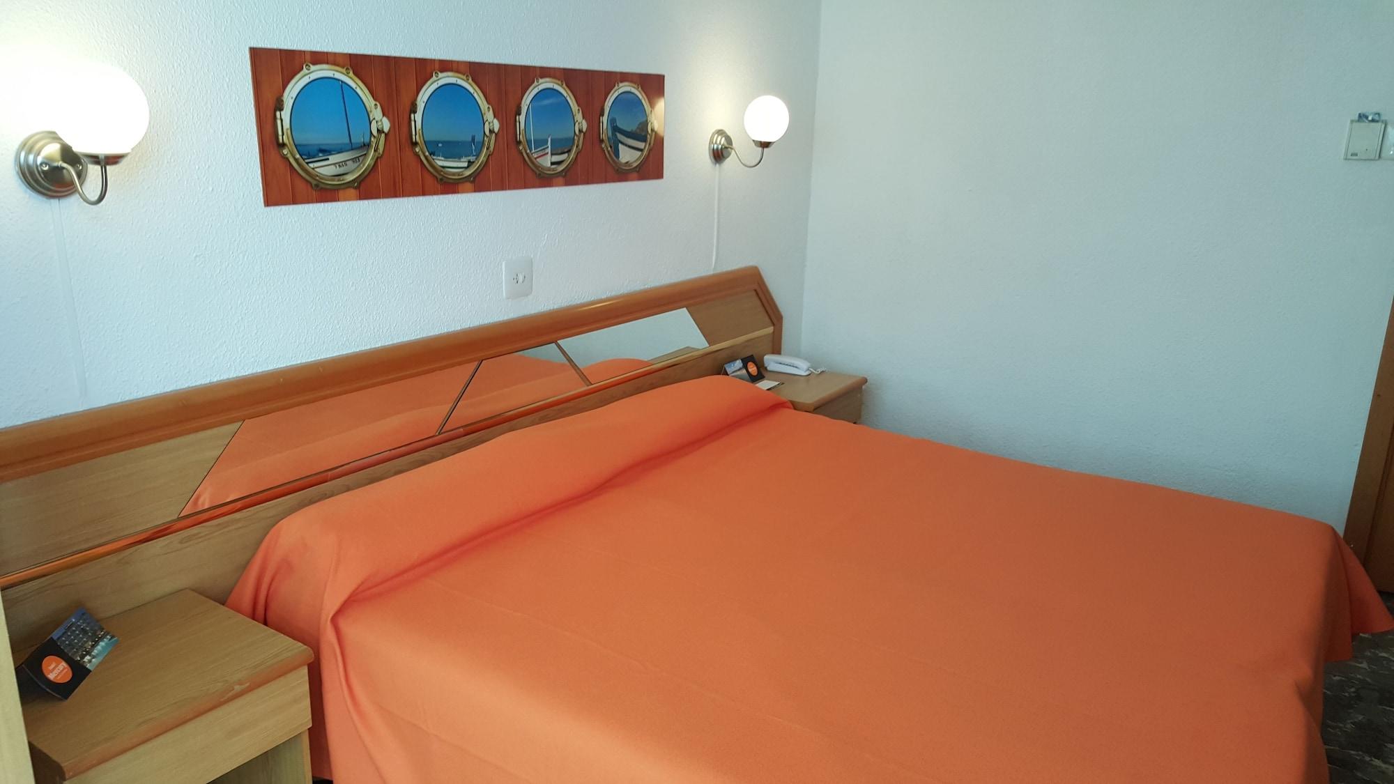 Hotel Fragata Καλέλα Εξωτερικό φωτογραφία