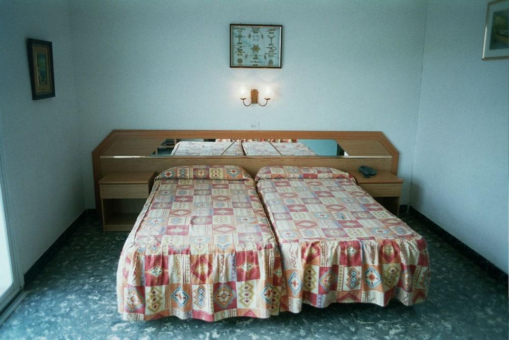 Hotel Fragata Καλέλα Εξωτερικό φωτογραφία