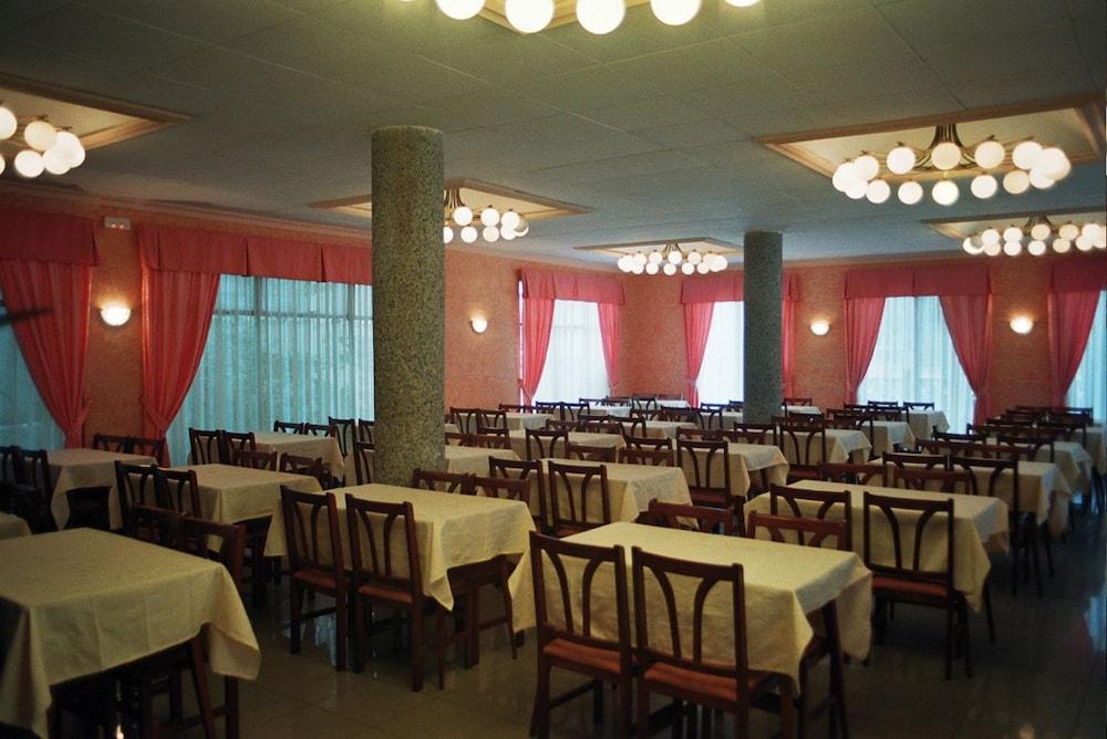 Hotel Fragata Καλέλα Εξωτερικό φωτογραφία